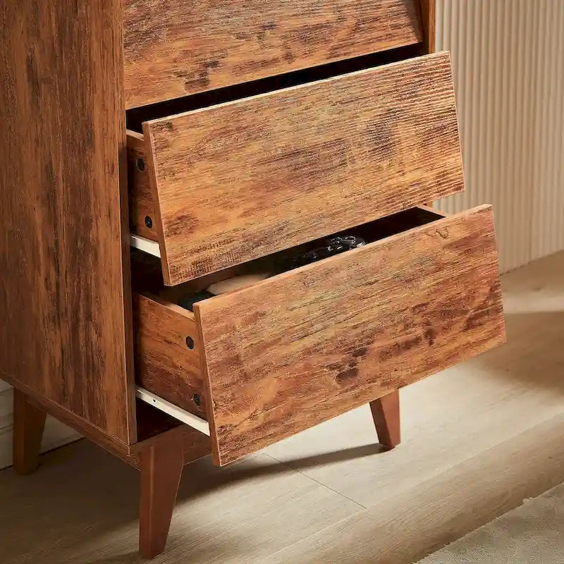 4 Drawer Double Dresser Features Vintage-style and Bevel Design
